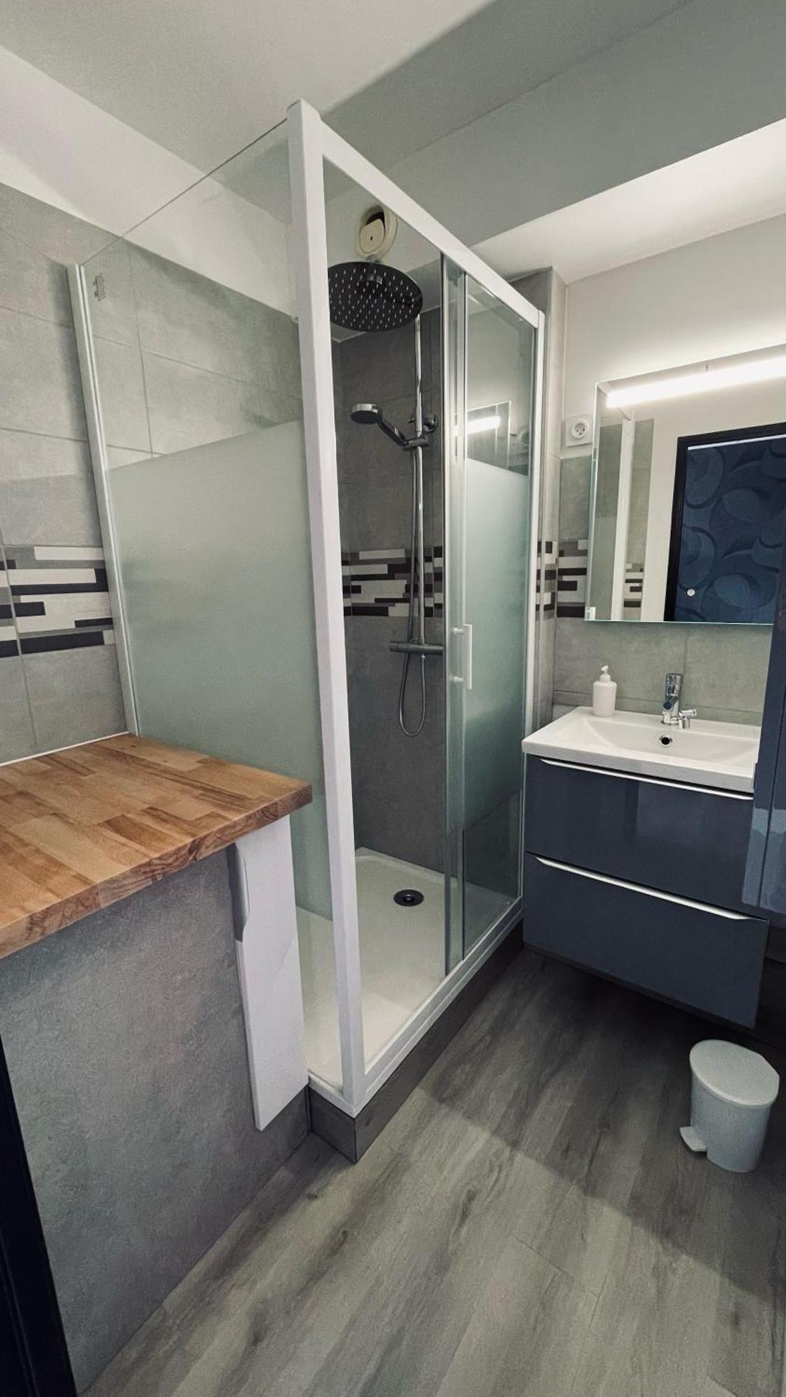 Studio, Vue Imprenable Marina Apartment *